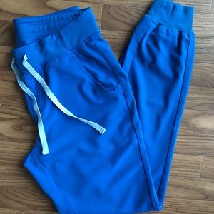 figs | Zamora Jogger Scrubs, Small, Tall